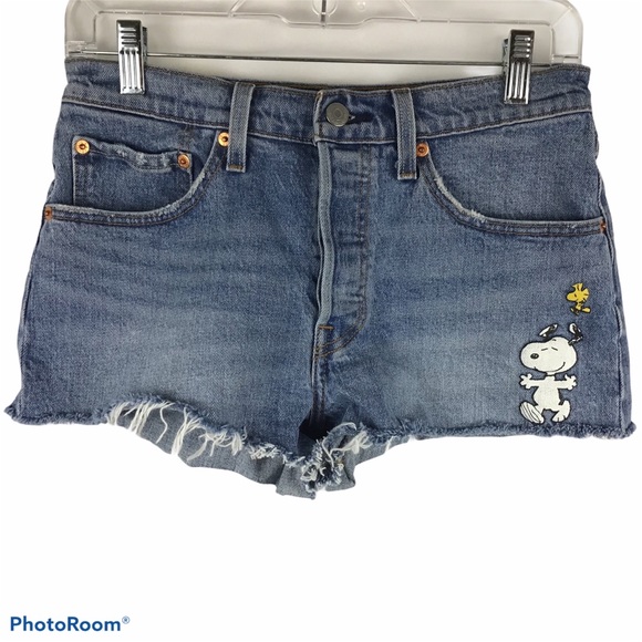 snoopy levis shorts